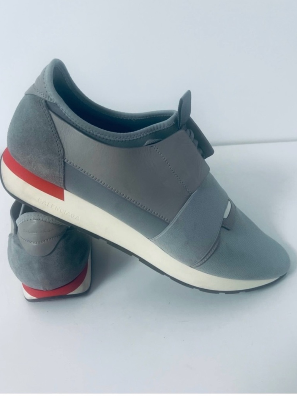Balenciaga Men's Gray Suede Low-Top Sneakers with Red Heel Accent - Picture 9 of 13